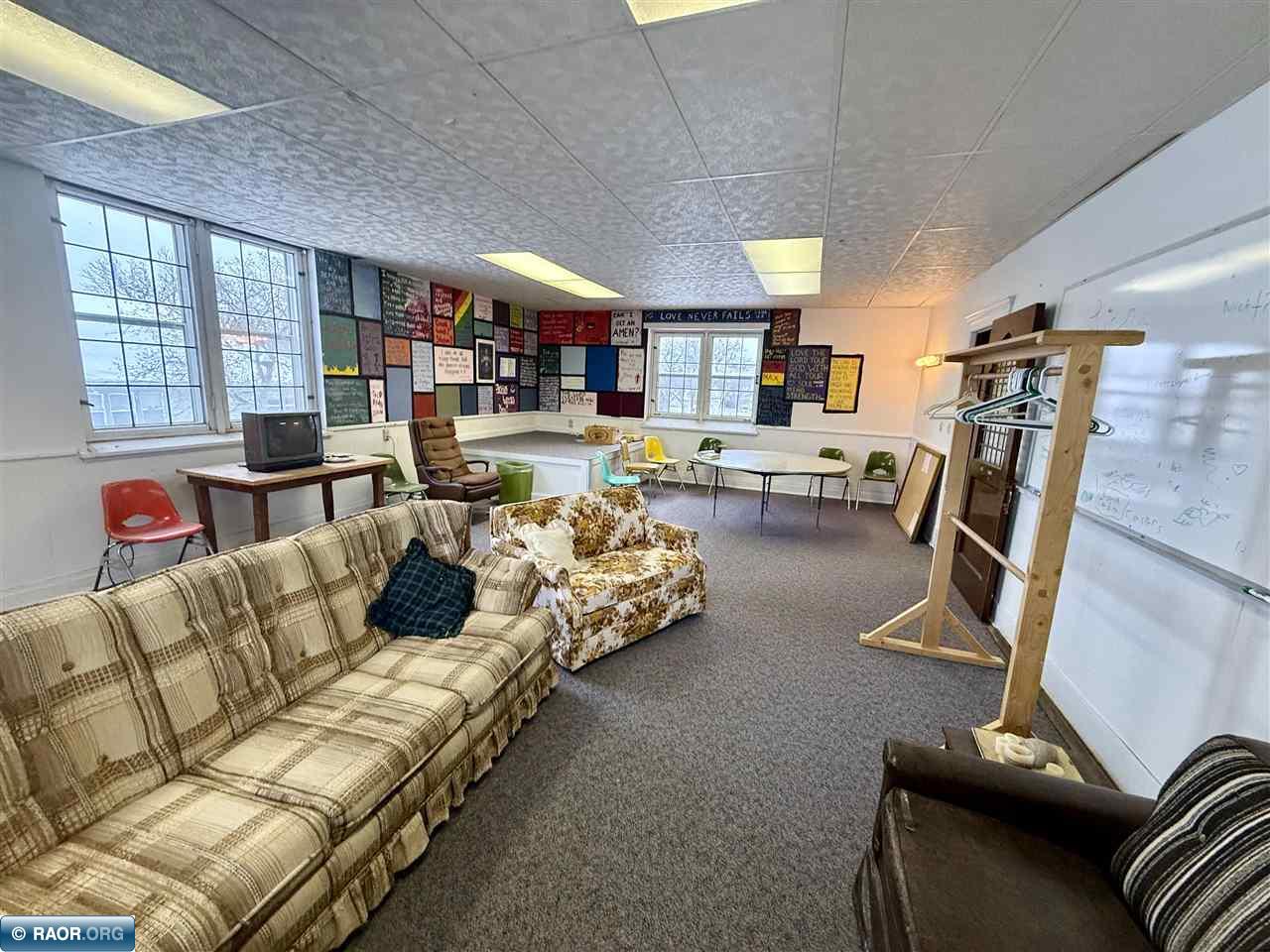 2201 2nd Ave E Hibbing MN 55746 149350 image48