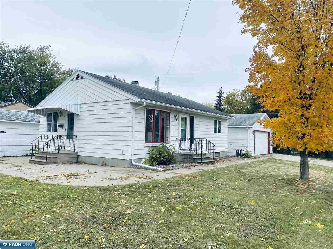 221 Hampshire Dr, Hoyt Lakes, MN 55750 MLS 144315 Edina Realty