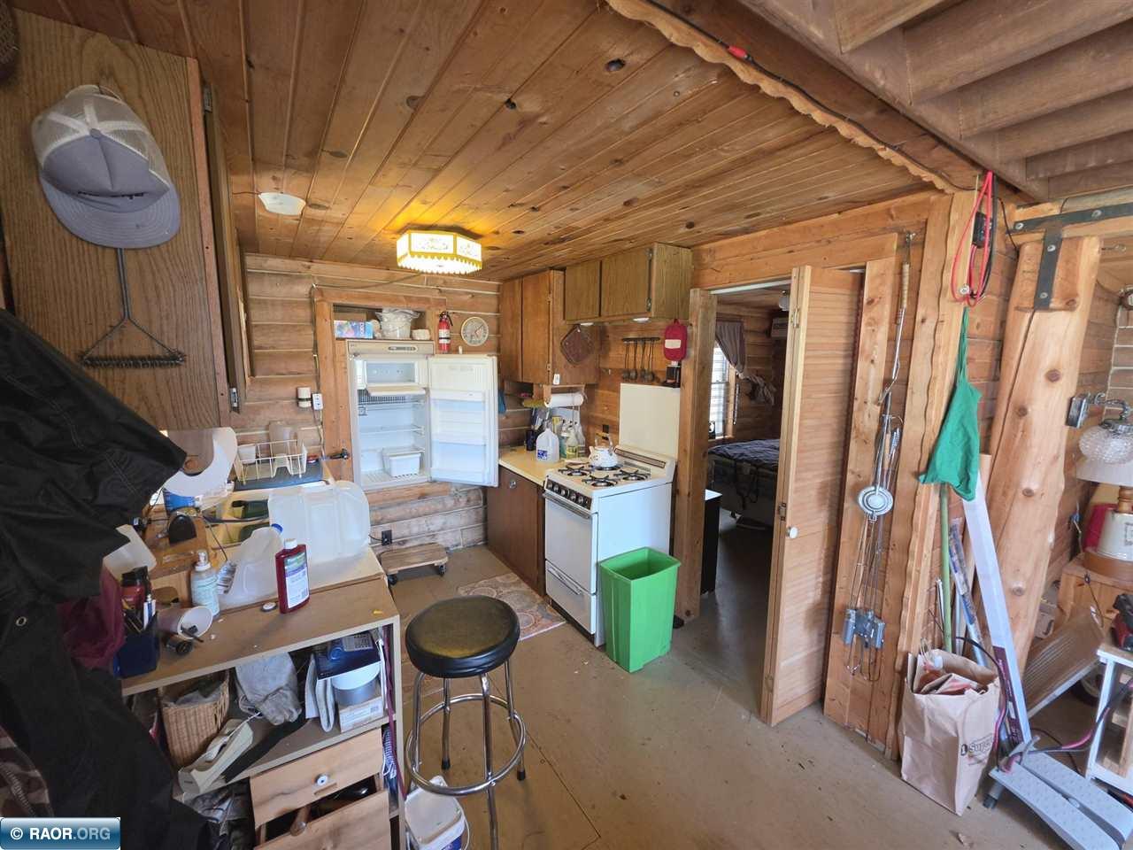2217 Michaels Beach Rd Zim MN 55738 - West Stone 149897 image7