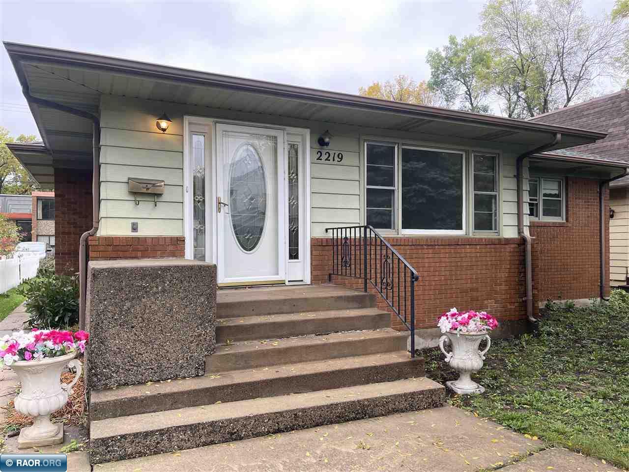 2219 E 6th E, Hibbing, MN, 55746 MLS 145869 Edina Realty