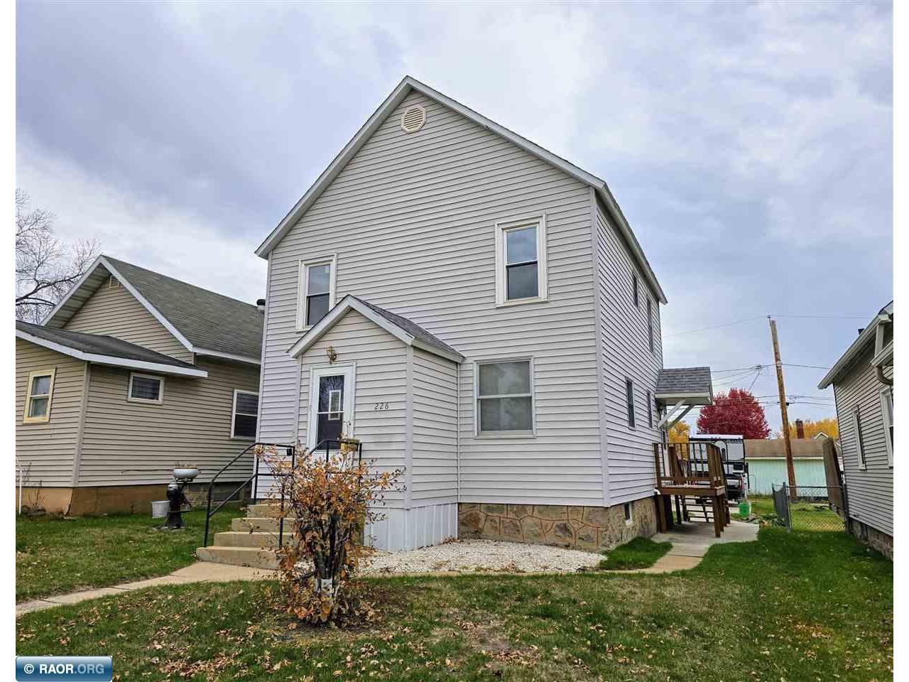226 9th St SW Chisholm MN 55719 147652 image1