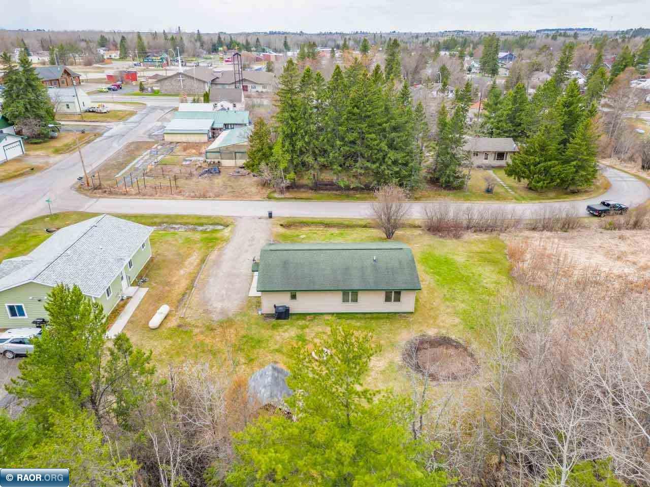 228 3rd St SE Cook MN 55723 149847 image28