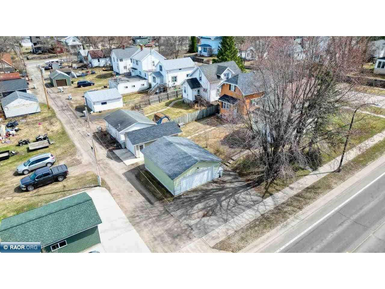 230 2nd St NW Chisholm MN 55719 149829 image11