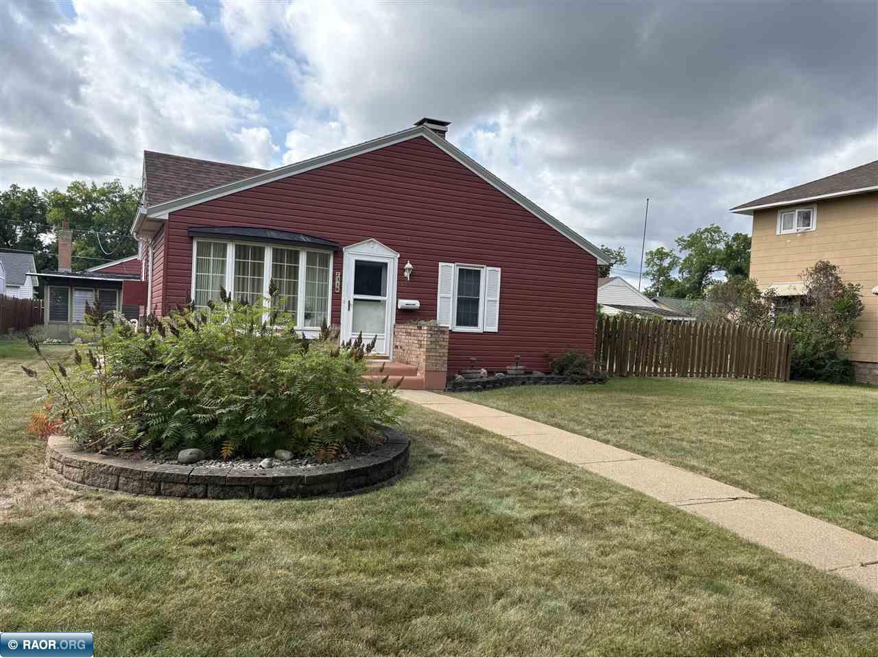 2319 W 3rd Avenue Hibbing MN 55746 148956 image1