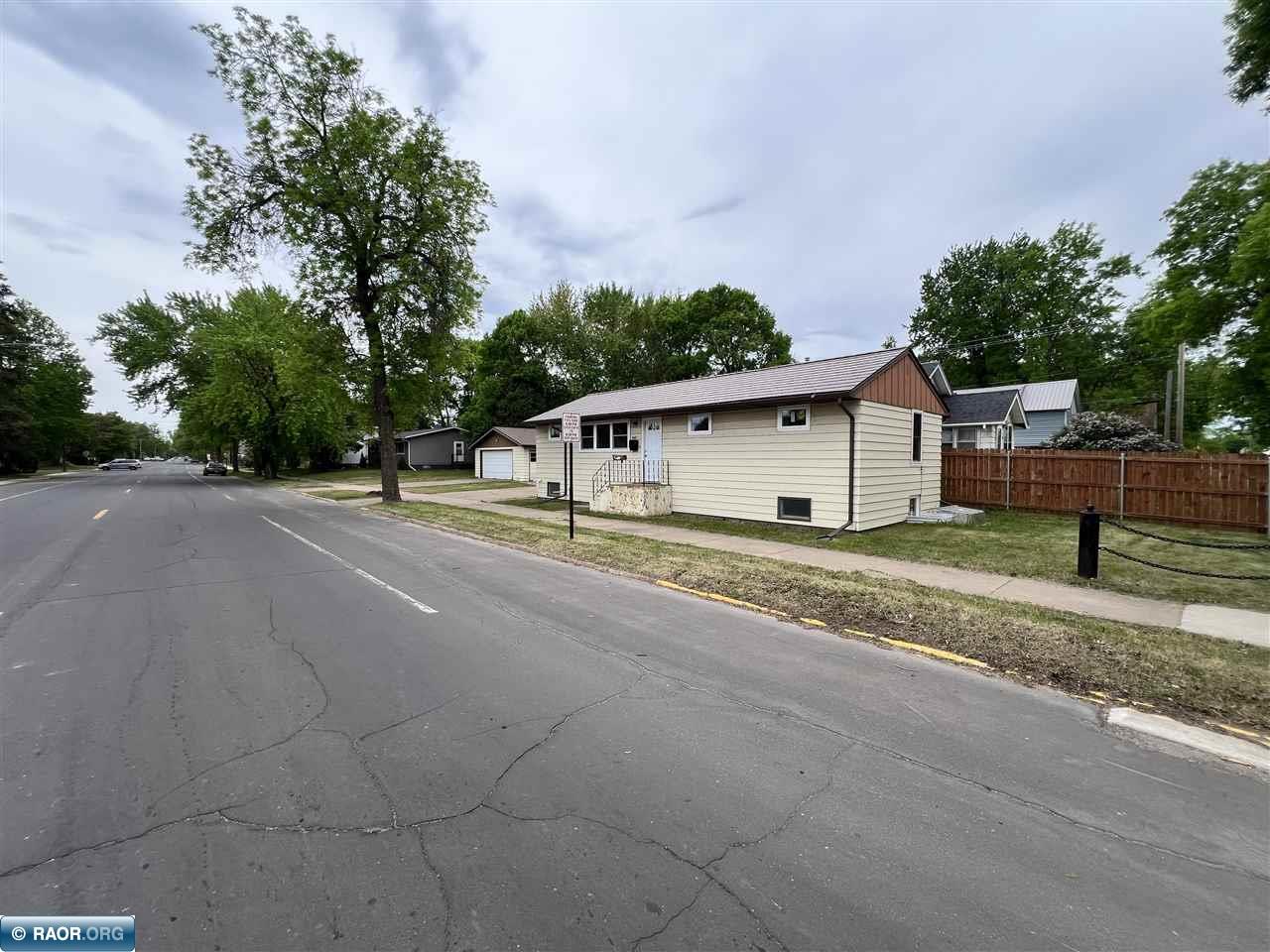 2401 7th Ave E Hibbing MN 55746 150182 image9