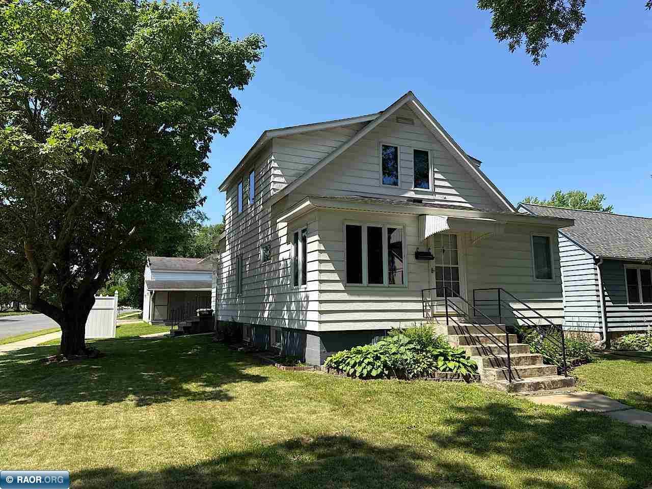 2421 6th Ave E Hibbing MN 55746 148776 image1