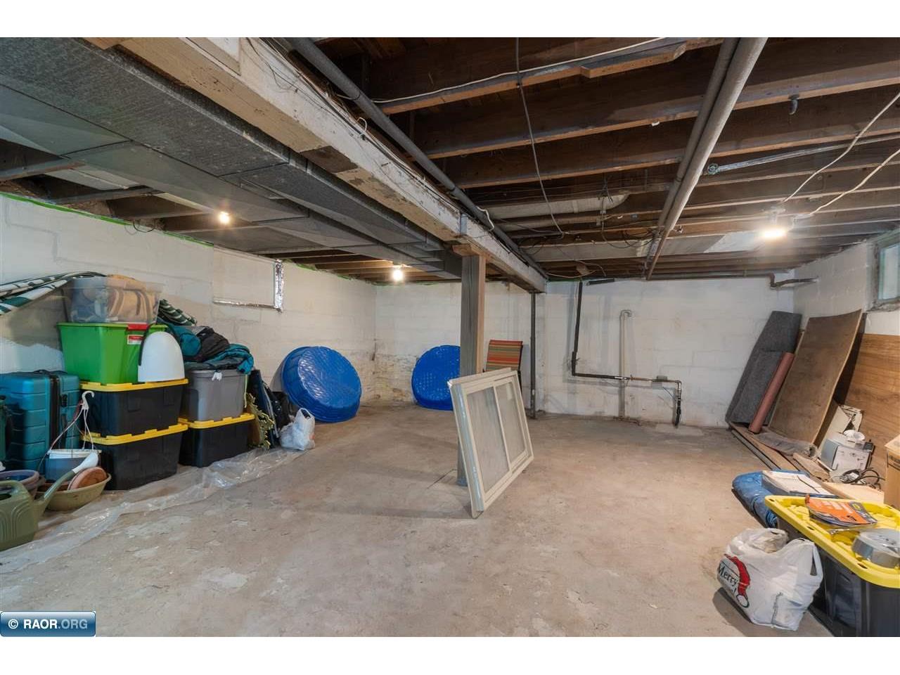 2424 W 2nd St Duluth MN 55806 149622 image17