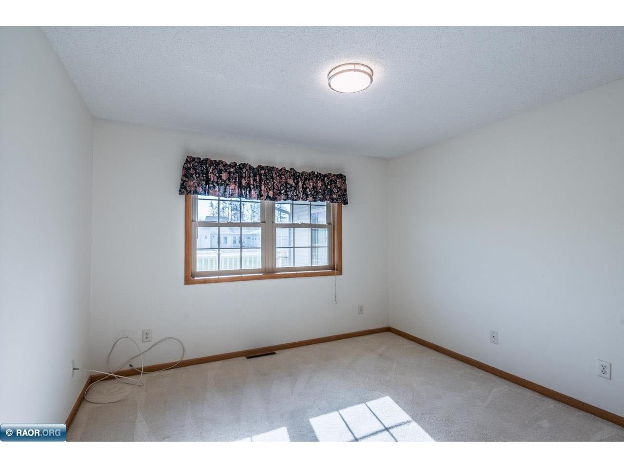 2506 E 21st Ave Hibbing MN 55746 149939 image17