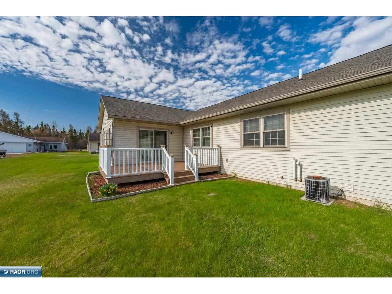 2506 E 21st Ave Hibbing MN 55746 149939 image2