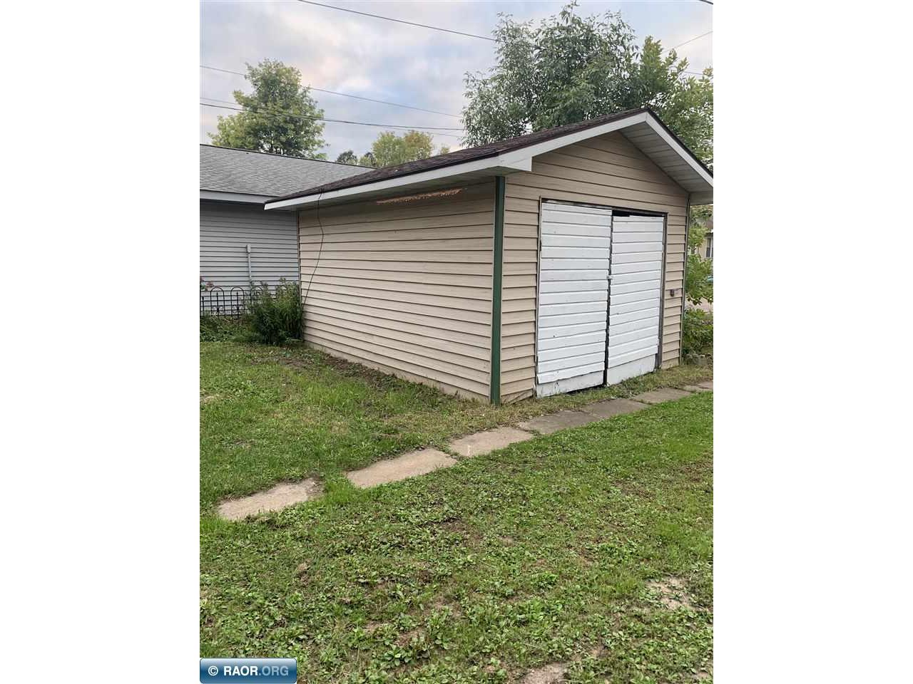 2605 E 4th Ave Hibbing MN 55746 149800 image25