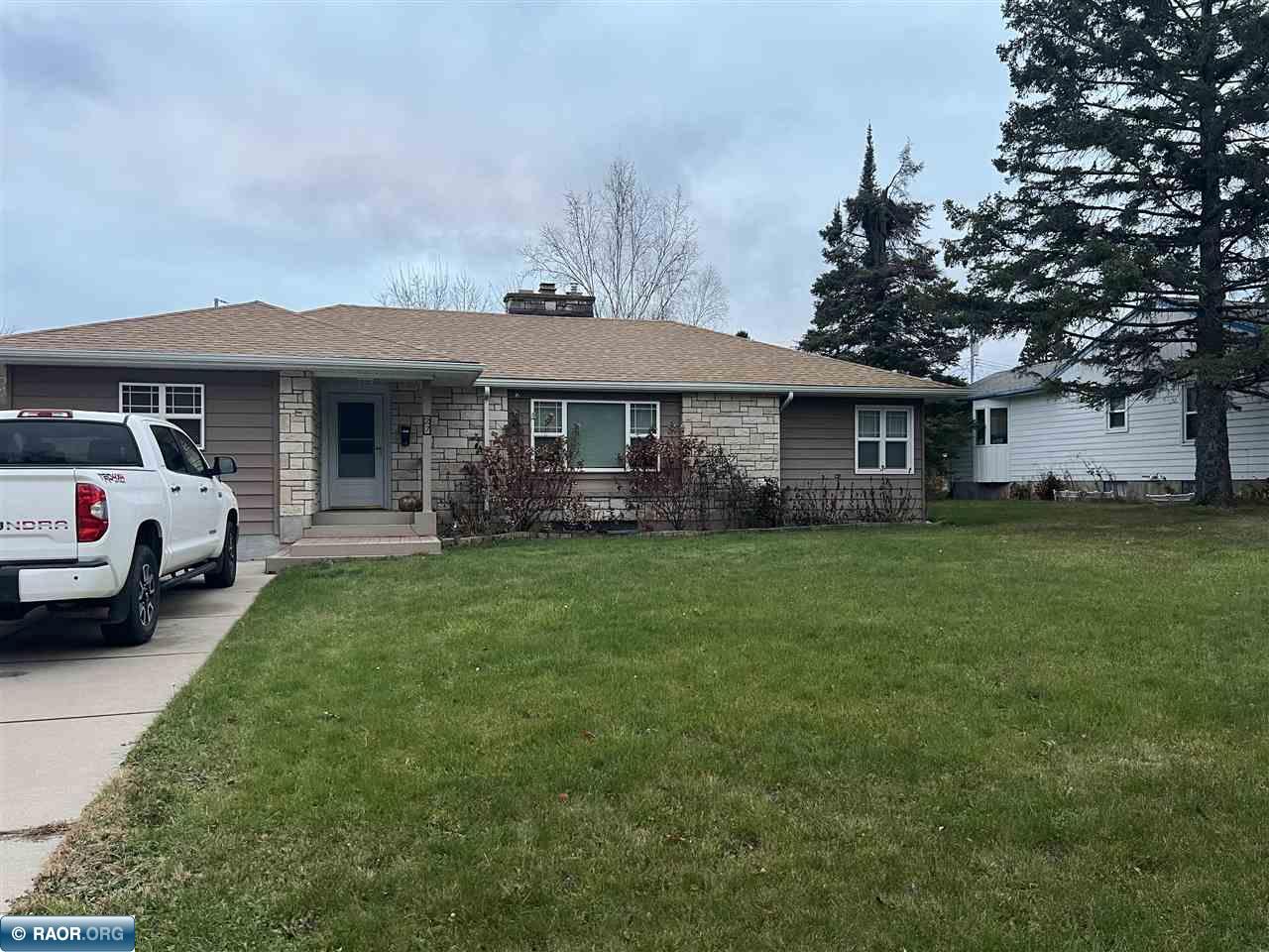 27 S 5th Street W Aurora MN 55705 149682 image1