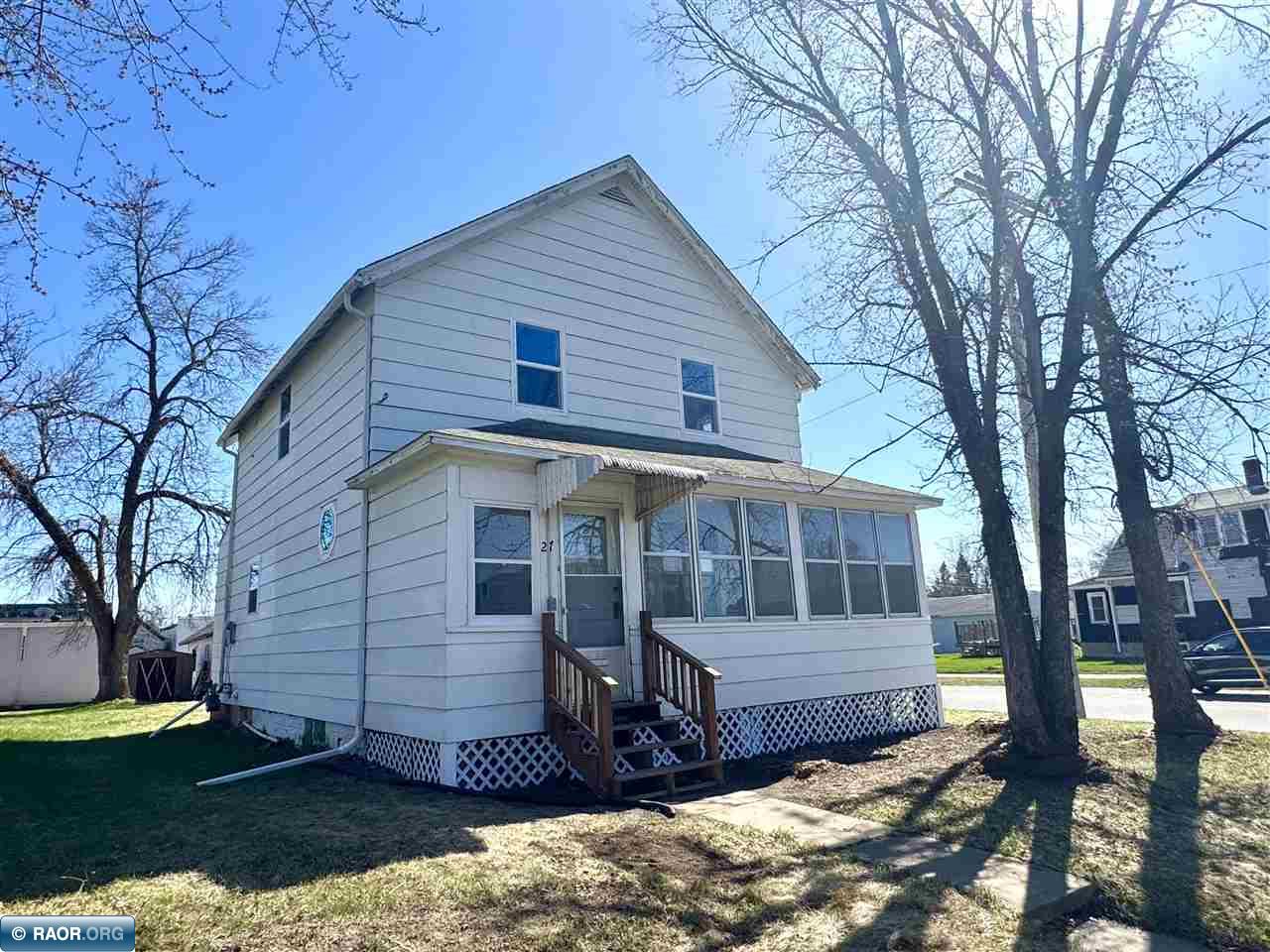 27 W 4th Ave N Aurora MN 55705 148272 image1