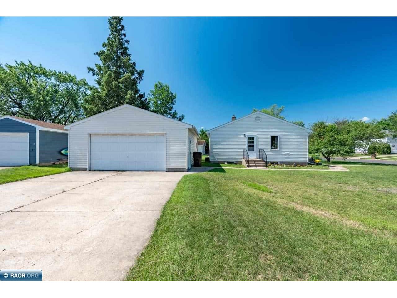 2714 Diane Lane Hibbing MN 55746 150315 image5