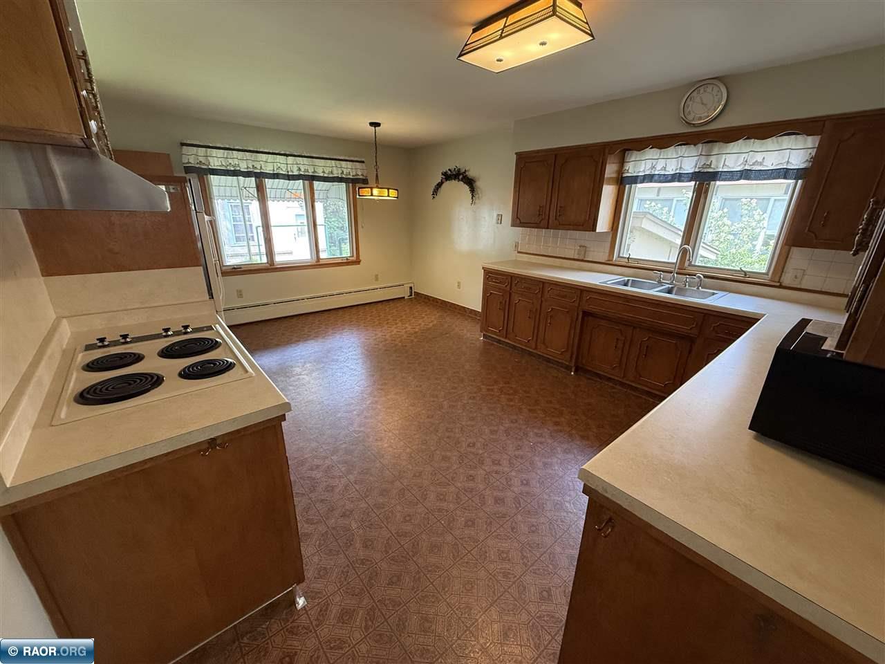 2721 3rd Ave W Hibbing MN 55746 150033 image25