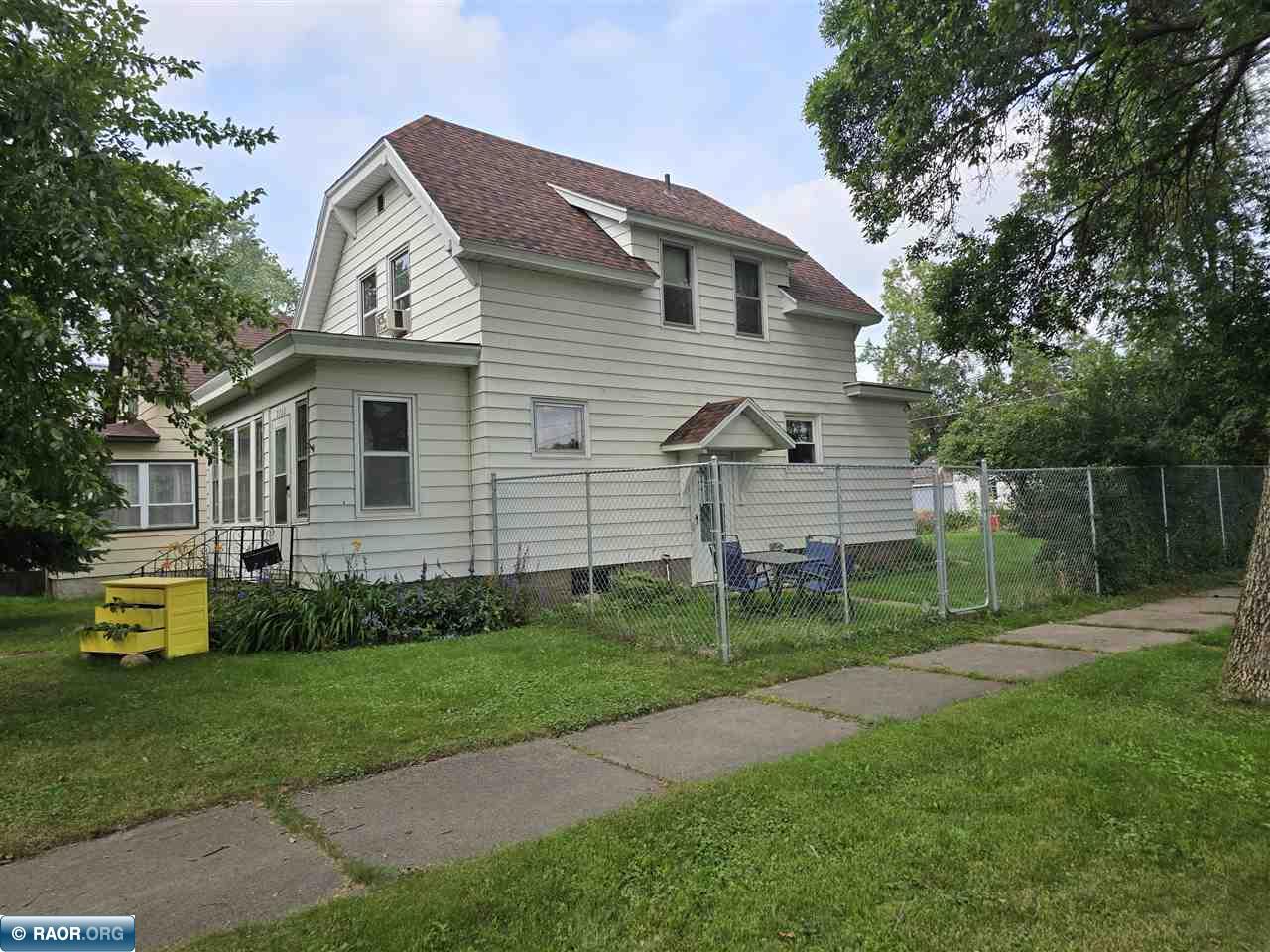 2722 W 3rd St Hibbing MN 55746 147153 image1