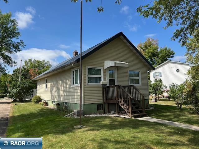 2733 E 7th Ave Hibbing MN 55746 148954 image1