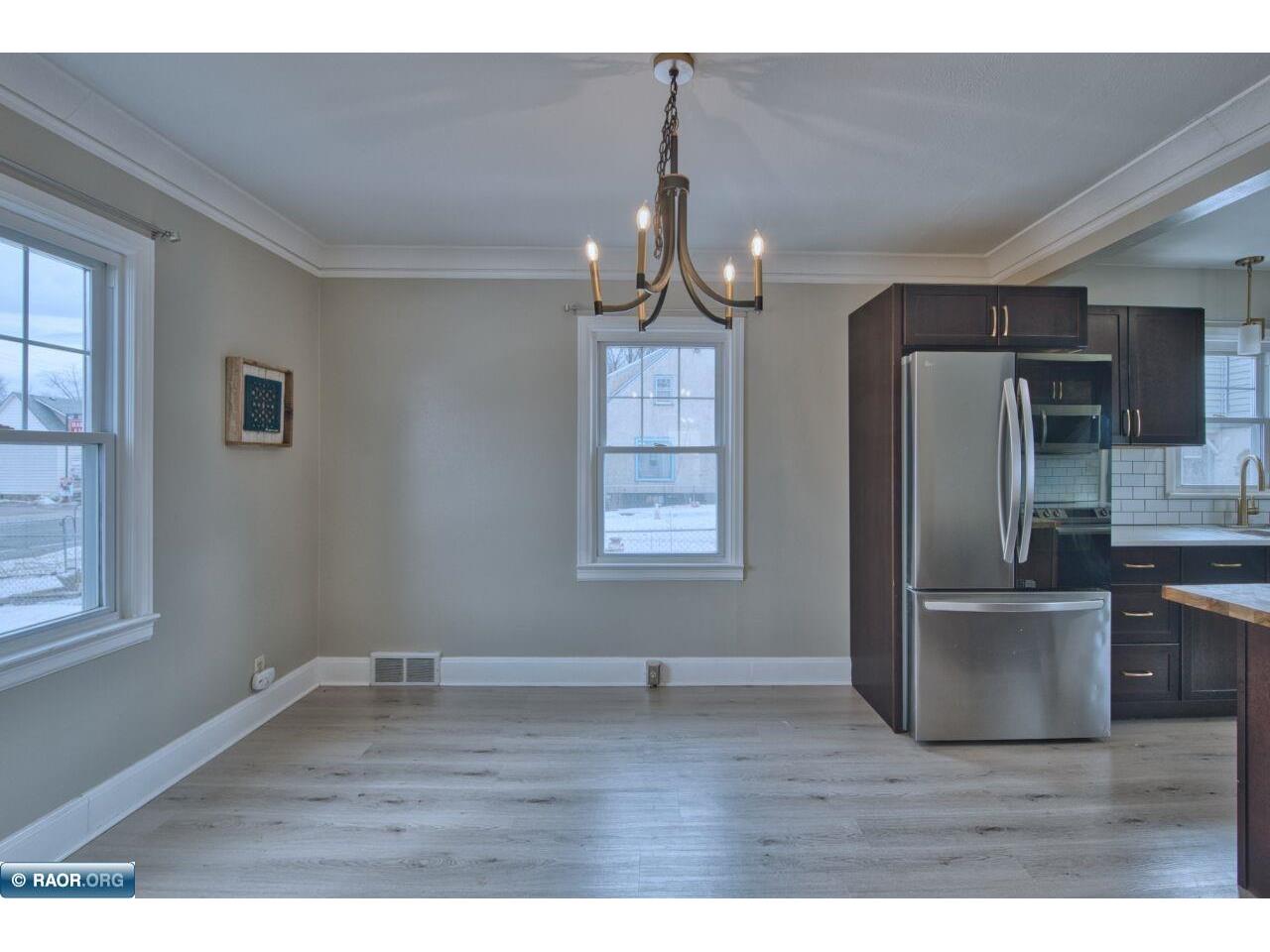 2815 1st ave Hibbing MN 55746 149585 image10