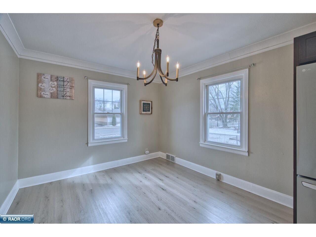 2815 1st ave Hibbing MN 55746 149585 image12