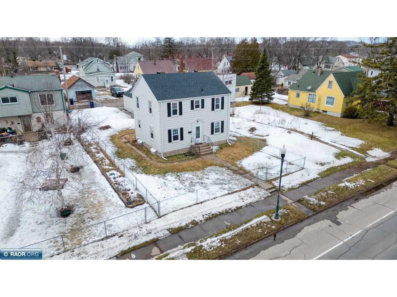 2815 1st ave Hibbing MN 55746 149585 image3