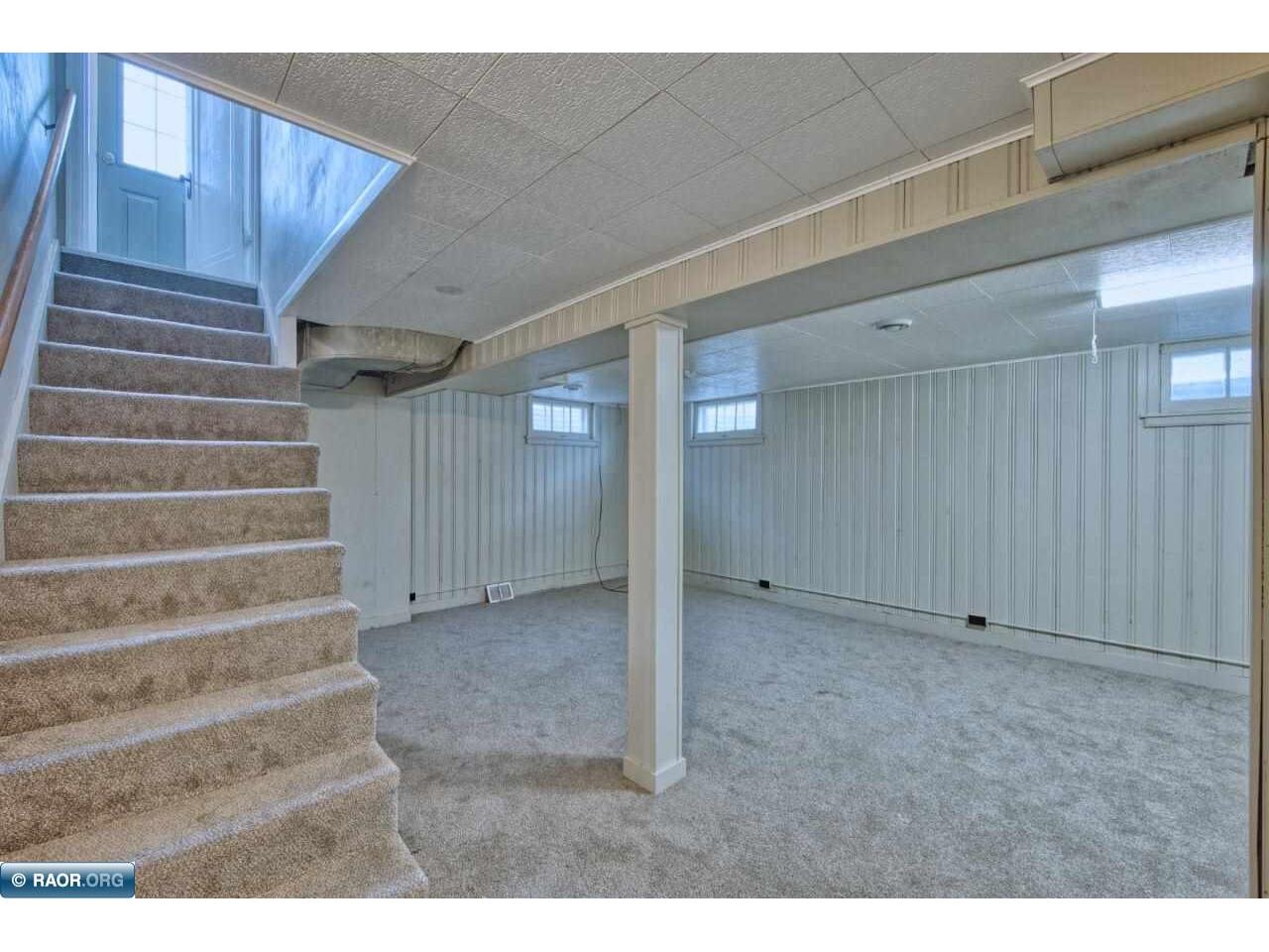 2815 1st ave Hibbing MN 55746 149585 image35