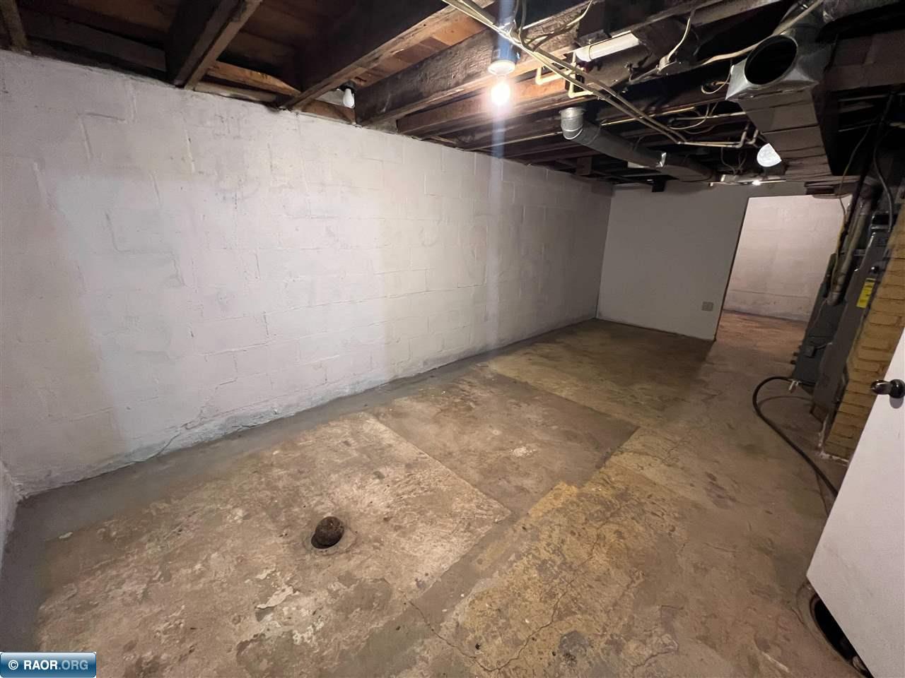 2902 2nd Ave E Hibbing MN 55746 149340 image15