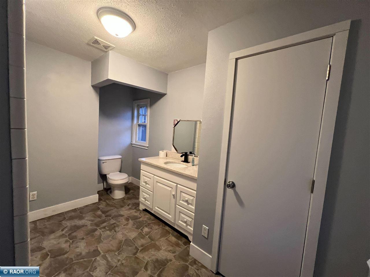 2902 2nd Ave E Hibbing MN 55746 149340 image23