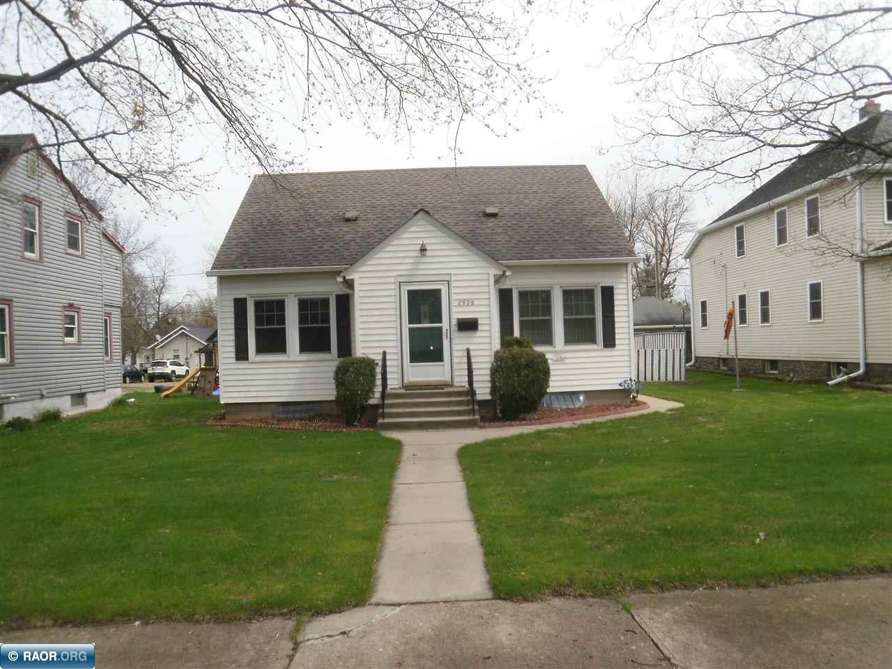 2926 E 4th Avenue Hibbing MN 55746 146982 image1