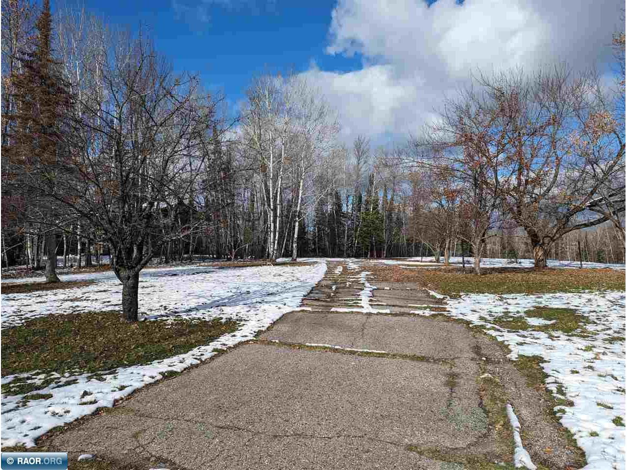 300 Shorewood Drive International Falls MN 56649 - Rainy River 146024 image1