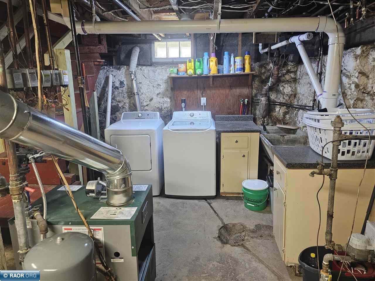 301 9th st s Virginia MN 55792 150037 image24