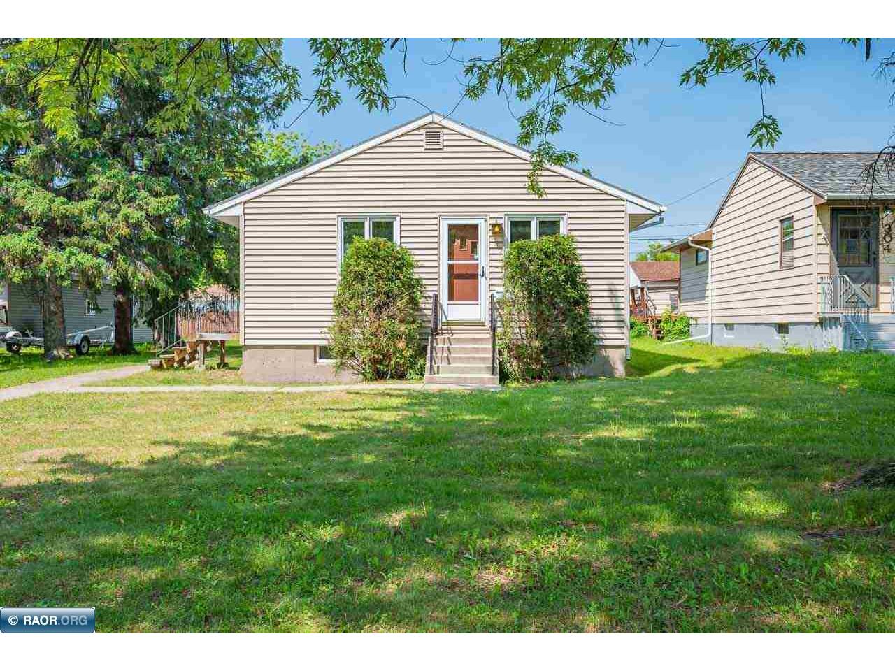 302 8th Ave N, Biwabik, MN, 55708 MLS 145225 Edina Realty