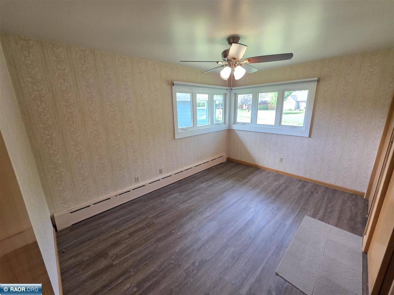 302 N Inner Dr Hibbing MN 55746 150060 image17