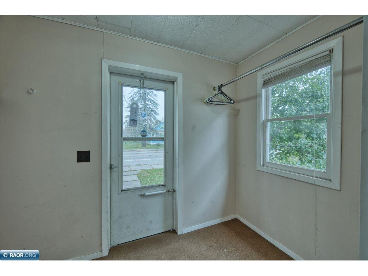 304 W 3rd Ave N Aurora MN 55705 149183 image2