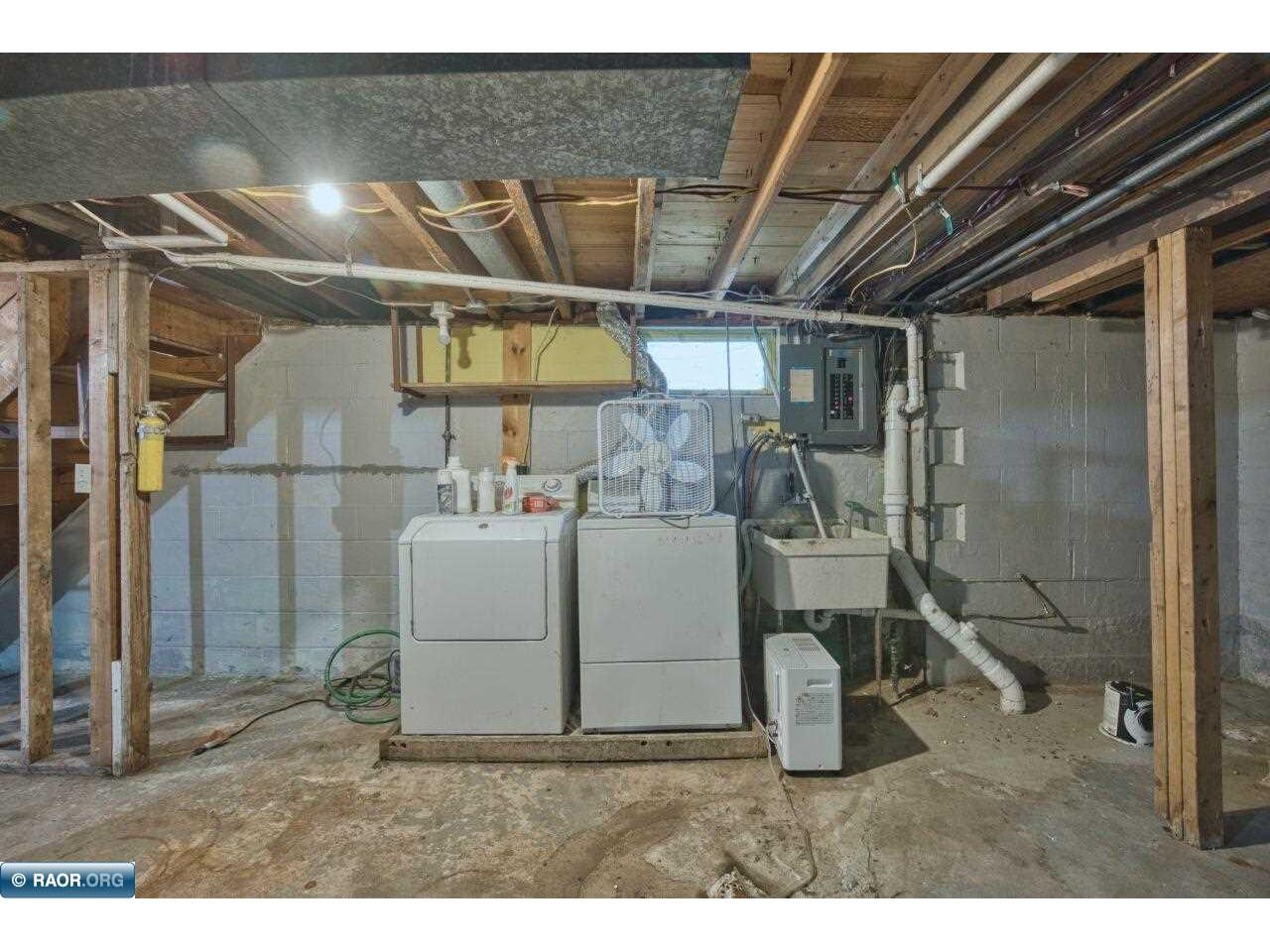 304 W 3rd Ave N Aurora MN 55705 149183 image20