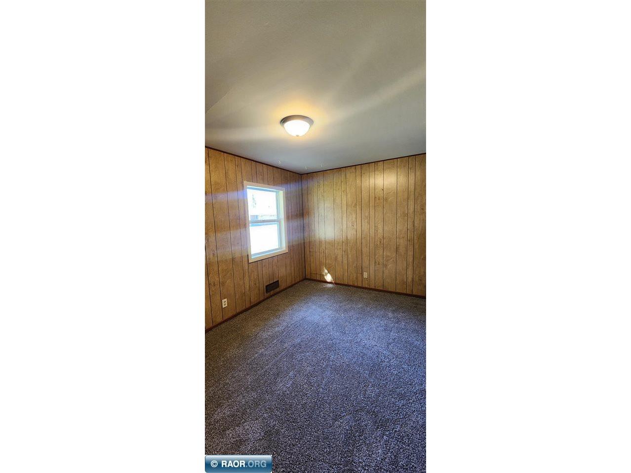 31 Erie St. Aurora MN 55705 150009 image11