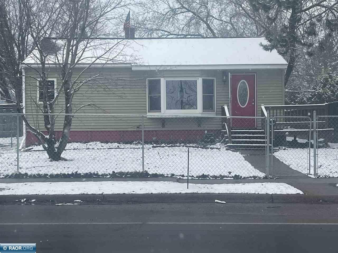 3105 1st ave, Hibbing, MN 55746 MLS 141087 Edina Realty