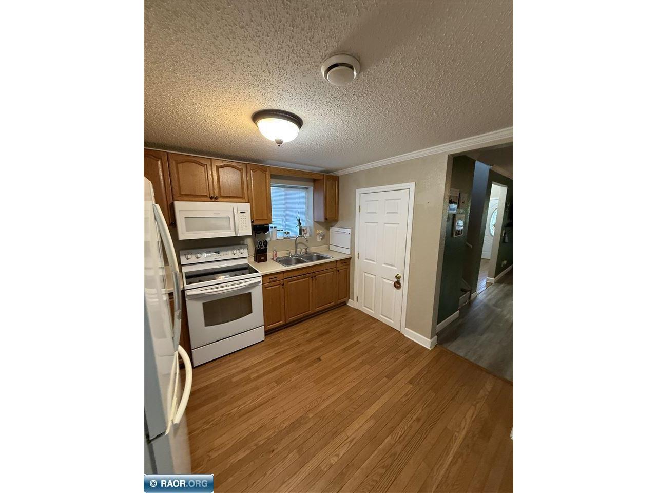 311 W 2nd Ave N Aurora MN 55705 149138 image11
