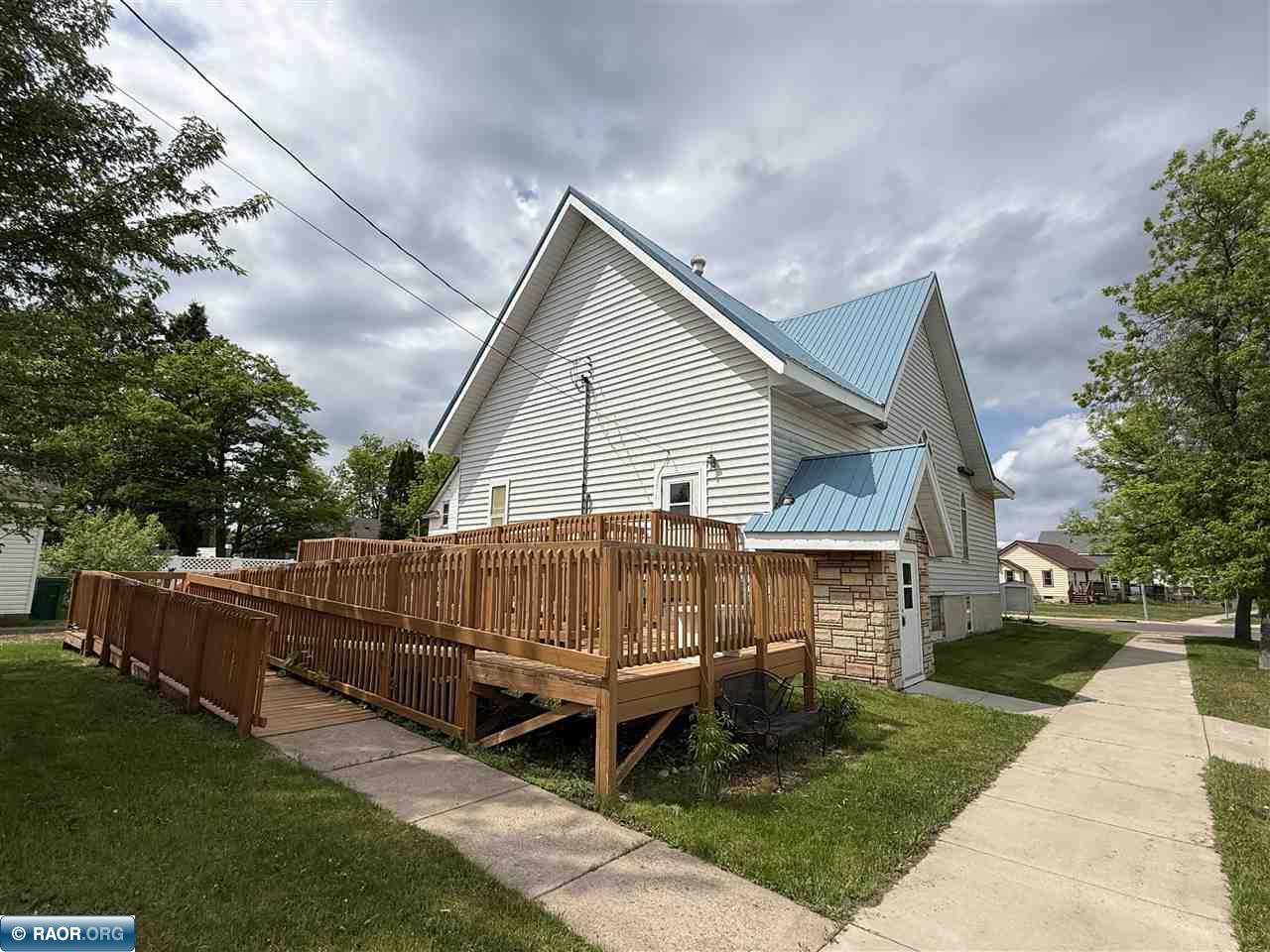 320 Pennsylvania Ave Buhl MN 55713 150075 image6