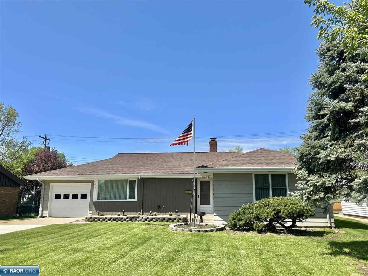 3209 E 2nd Ave E Hibbing MN 55746 146735 image1