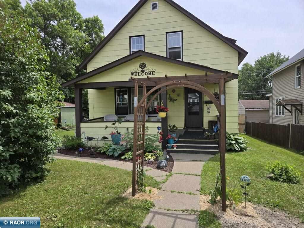 324 E White St Ely MN 55731 150211 image1