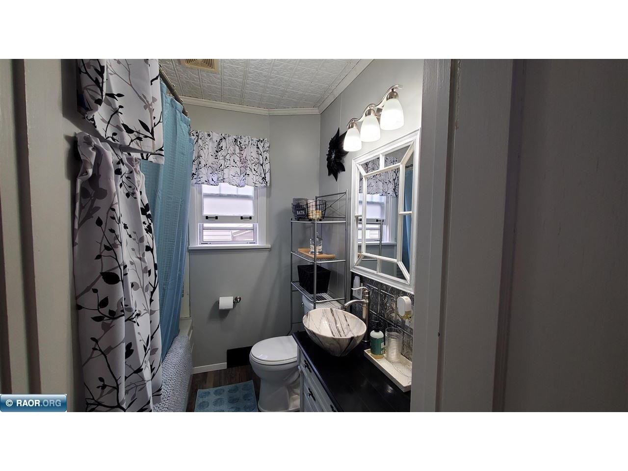 324 E White St Ely MN 55731 150211 image25