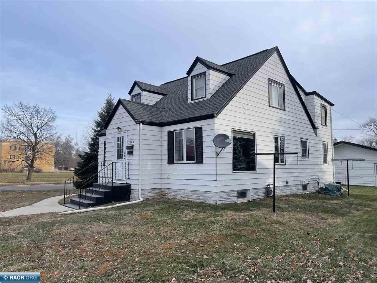 3302 W 4th Ave Hibbing MN 55746 146417 image1