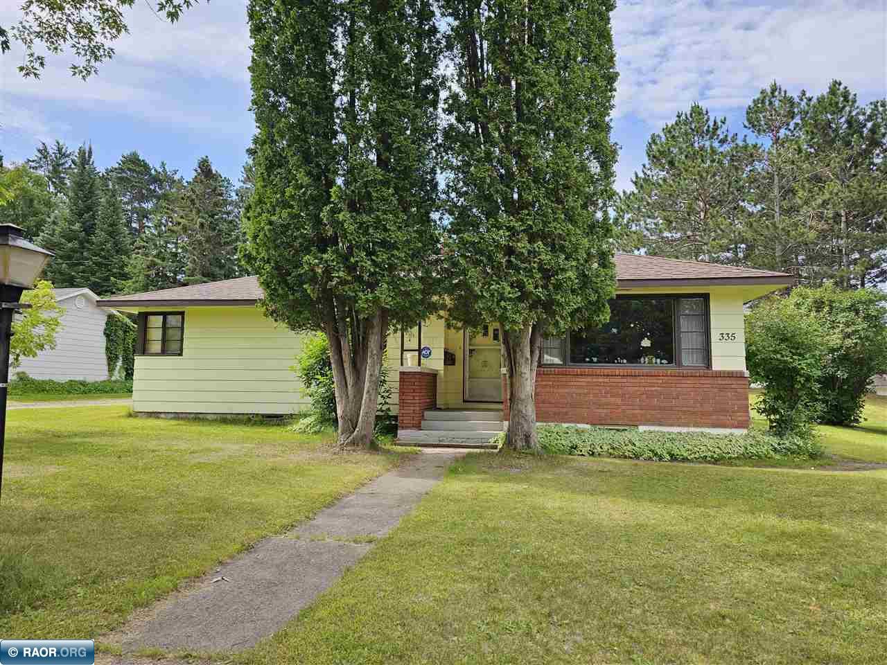 335 9th St NE Chisholm MN 55719 145356 image1