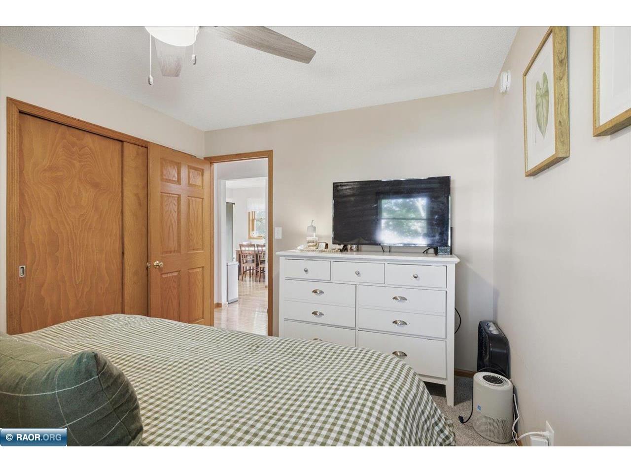 3926 3rd Ave E Hibbing MN 55746 150201 image21