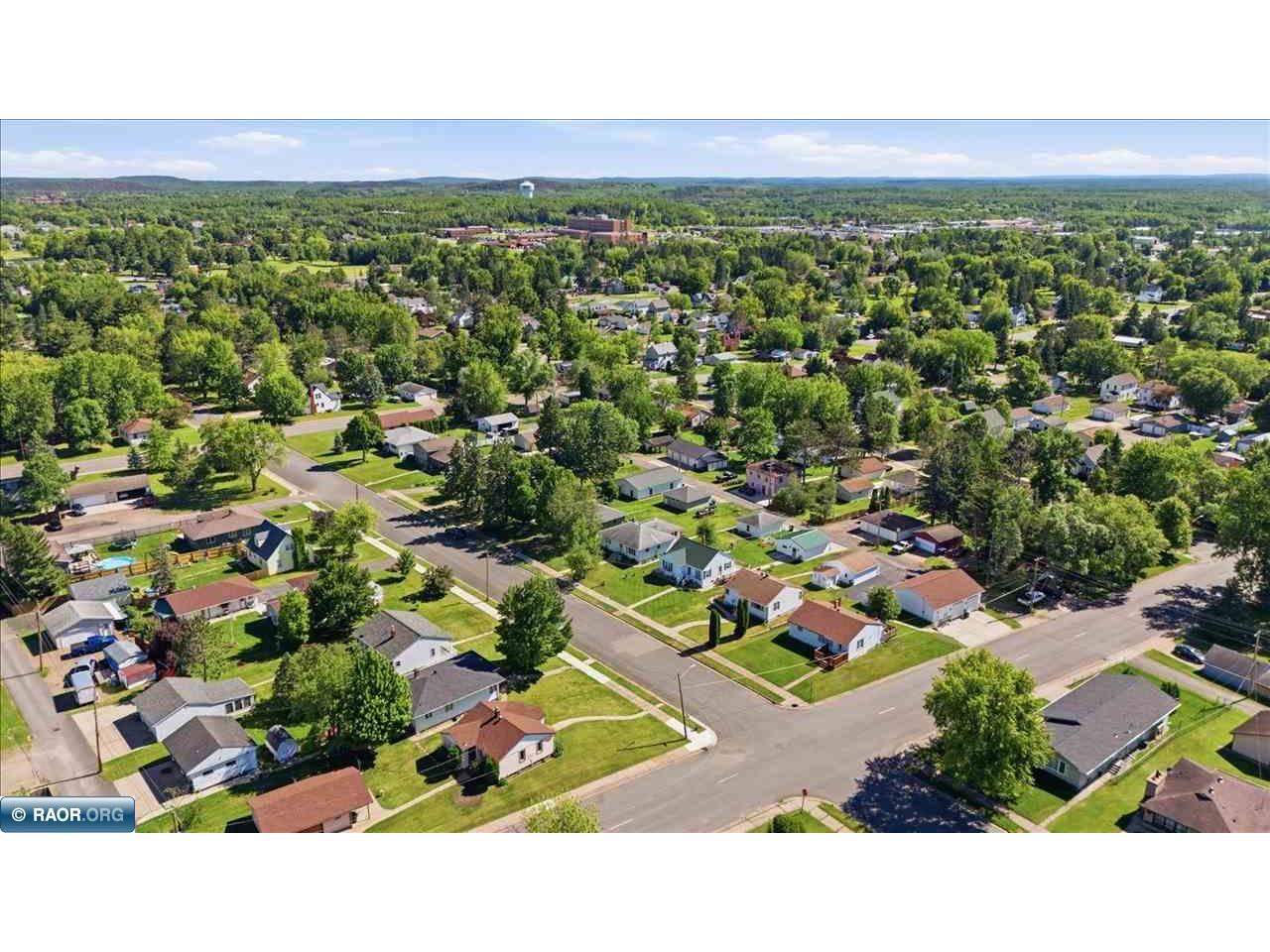 3926 3rd Ave E Hibbing MN 55746 150201 image37