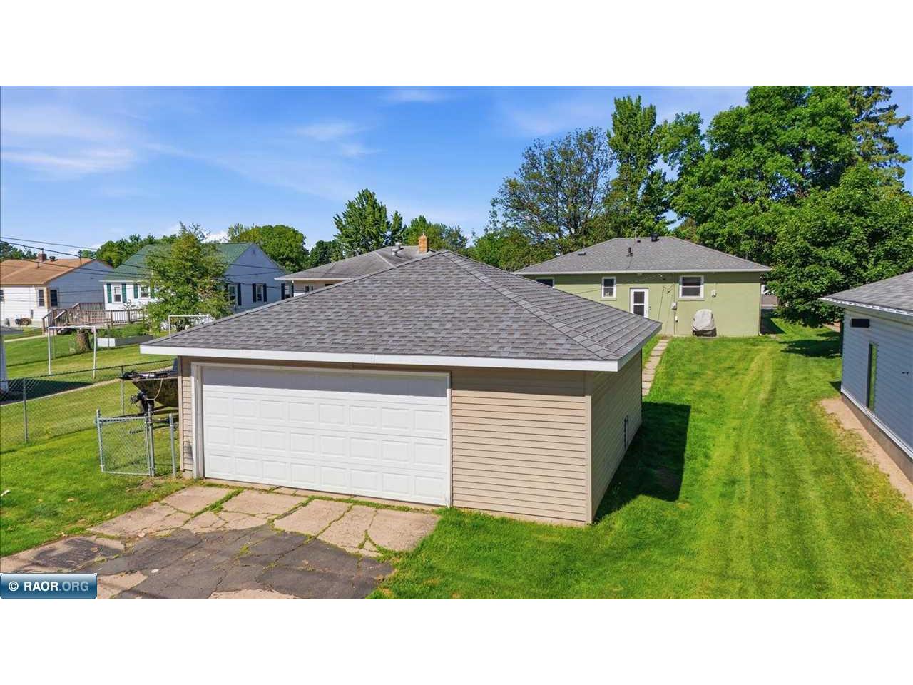 3926 3rd Ave E Hibbing MN 55746 150201 image38
