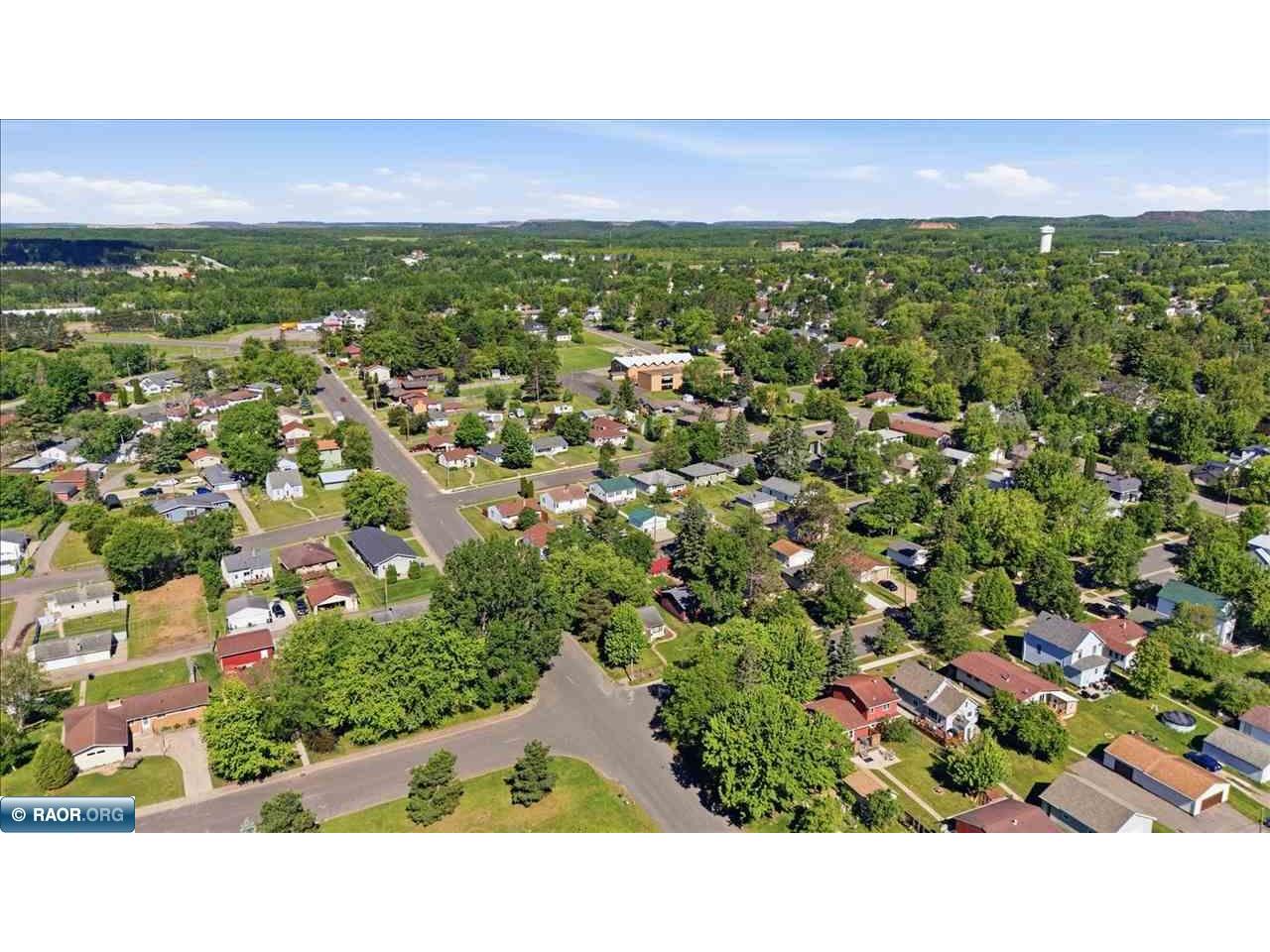 3926 3rd Ave E Hibbing MN 55746 150201 image45