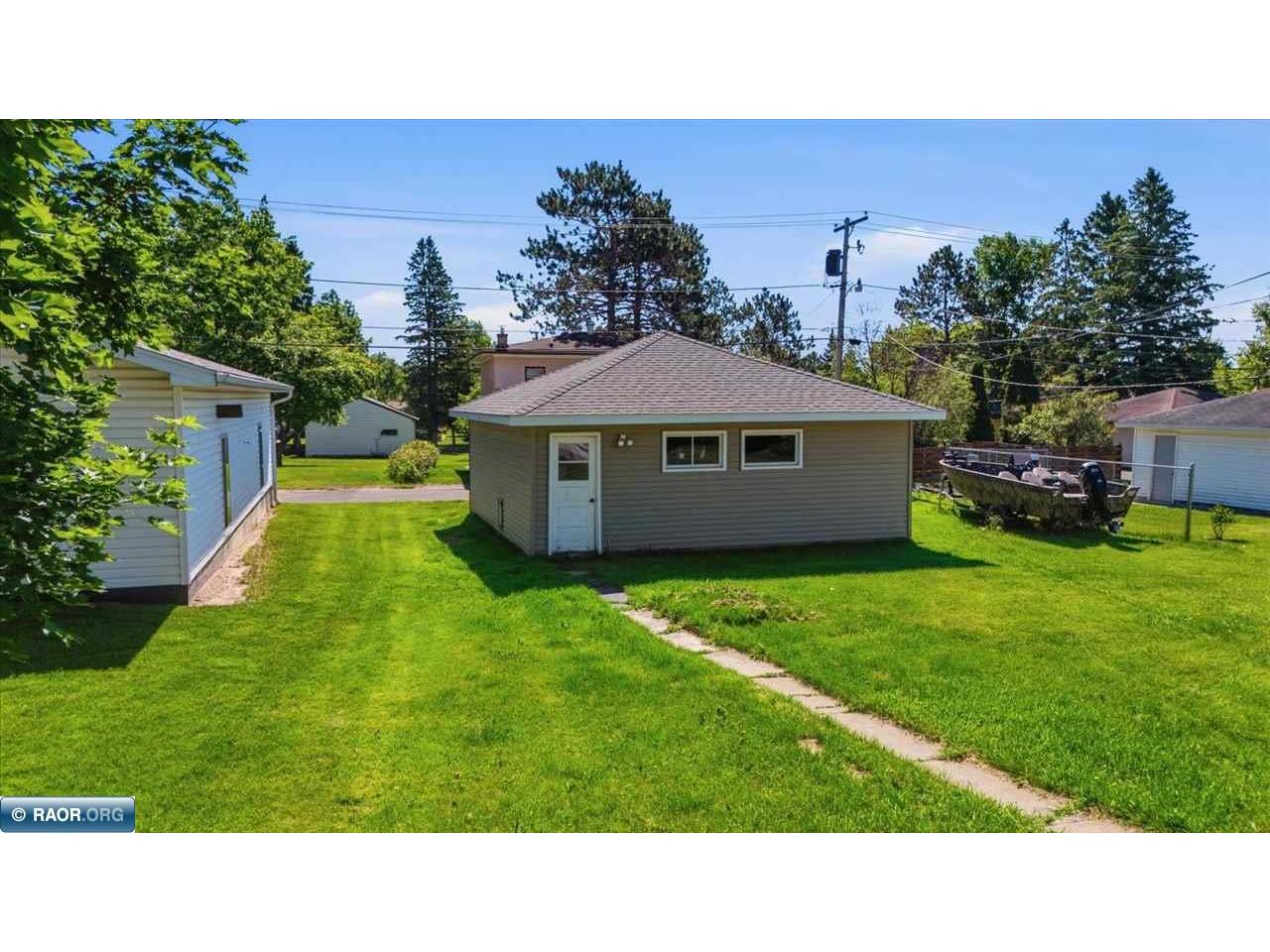 3926 3rd Ave E Hibbing MN 55746 150201 image47