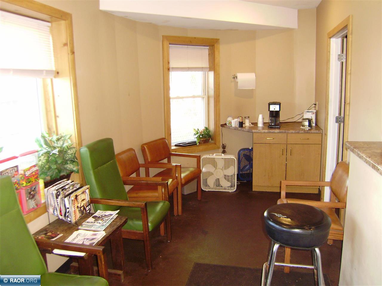 419 E 19th Street Hibbing MN 55746 147888 image7