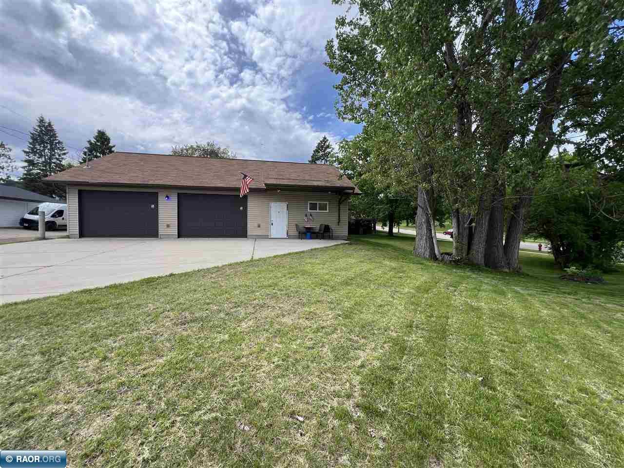 419 SW 2nd Street, Chisholm, MN, 55719 MLS 146798 Edina Realty