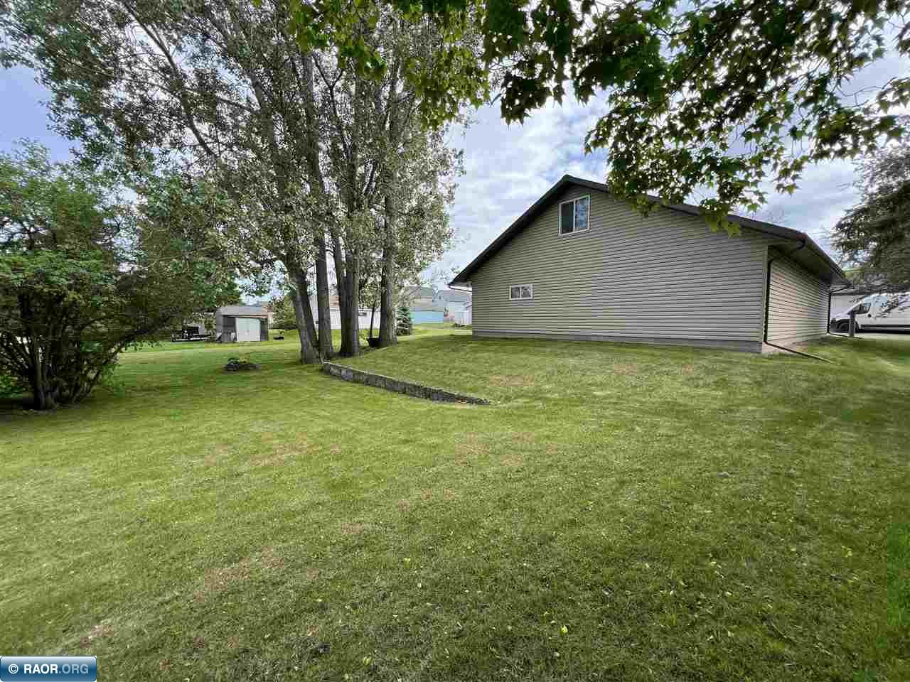 419 SW 2nd Street, Chisholm, MN, 55719 MLS 146798 Edina Realty